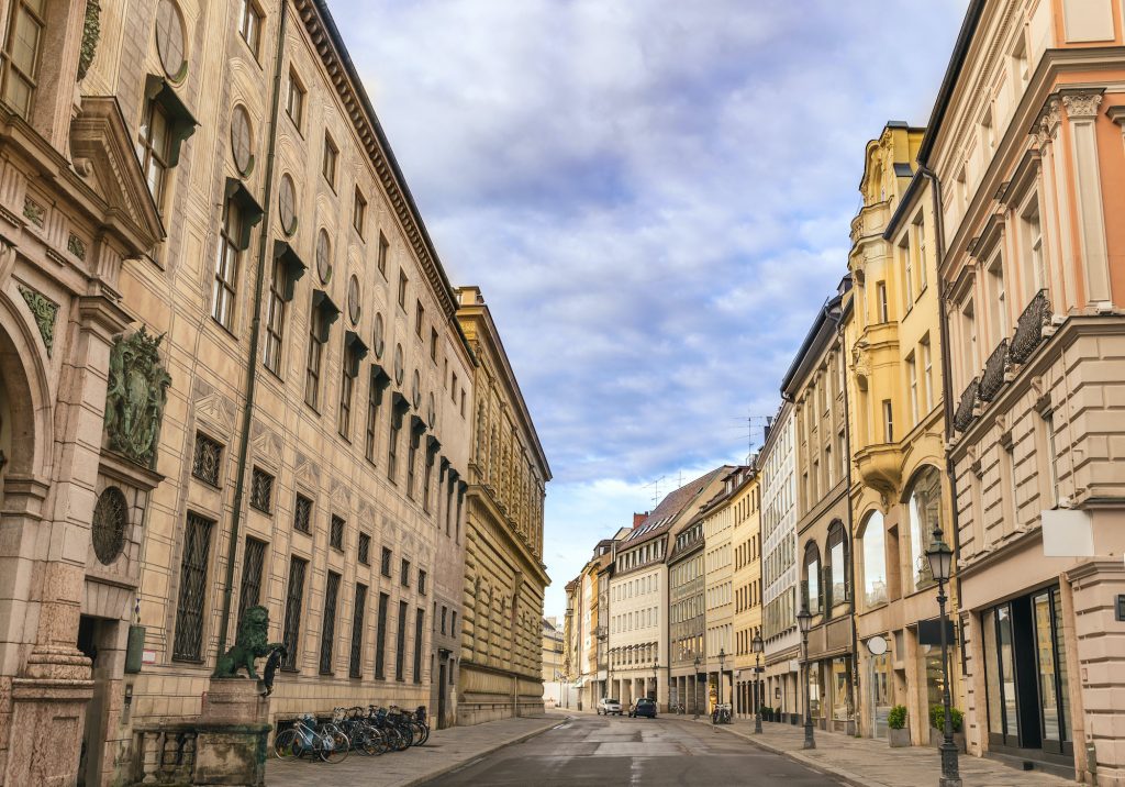Die Firma BONDBERY hat ihren Sitz in München.