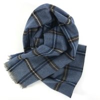 Karierter Schal in Blau aus der Bondbery Cashmere Collection